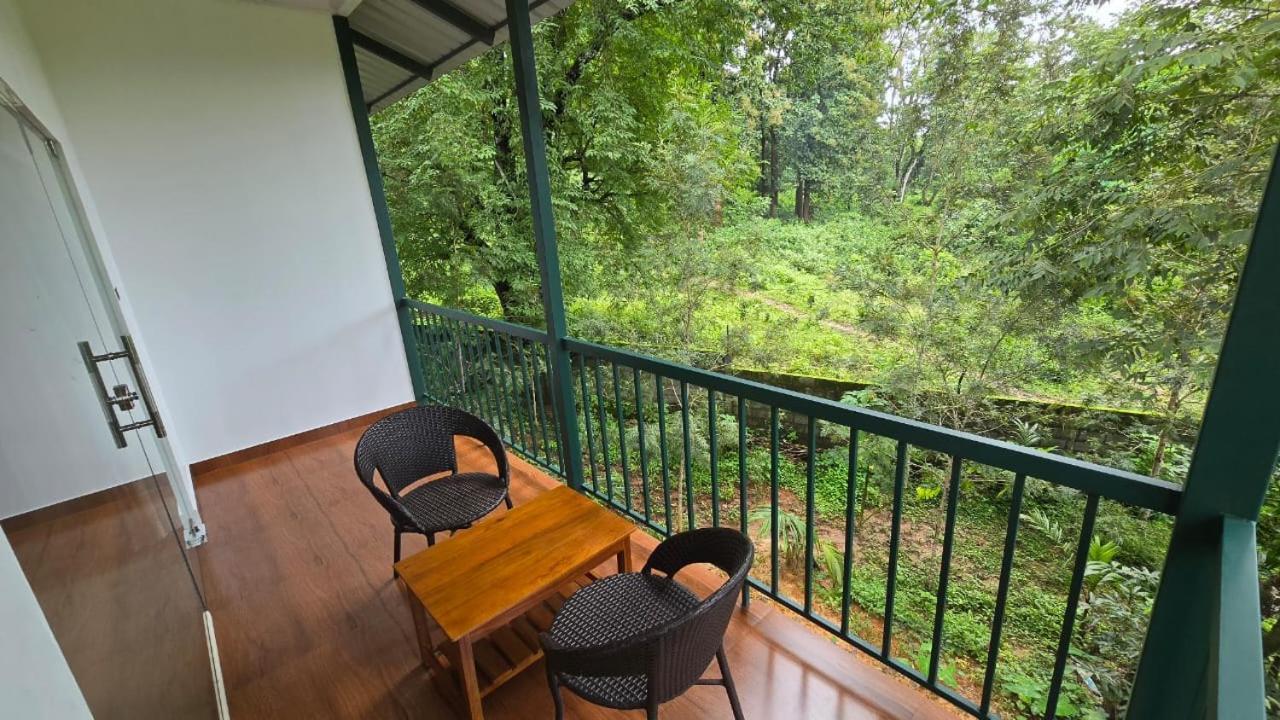 Green Aura Private Villas Szultán Bathery Kültér fotó