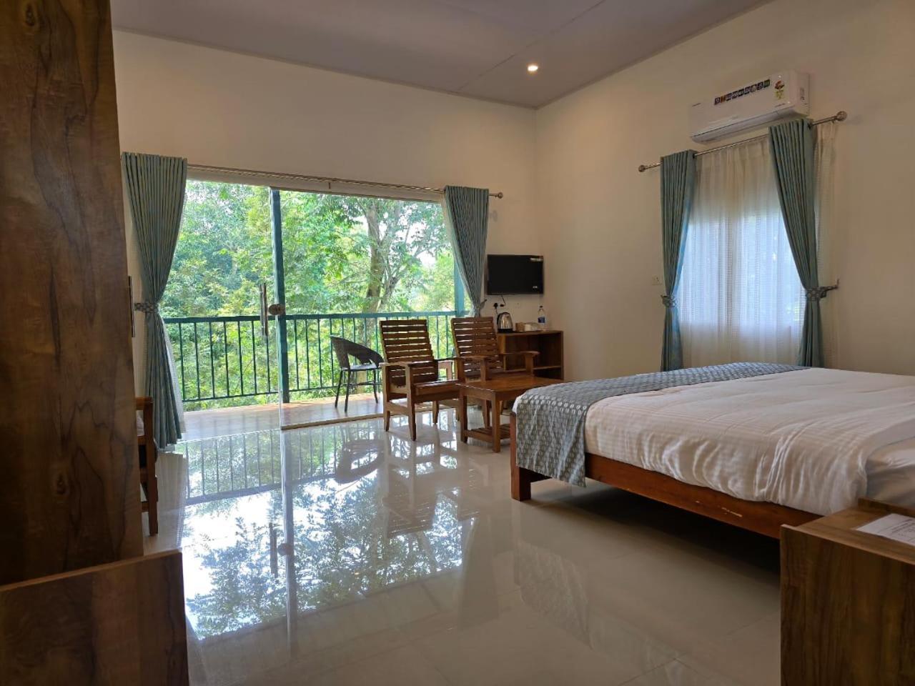 Green Aura Private Villas Szultán Bathery Kültér fotó
