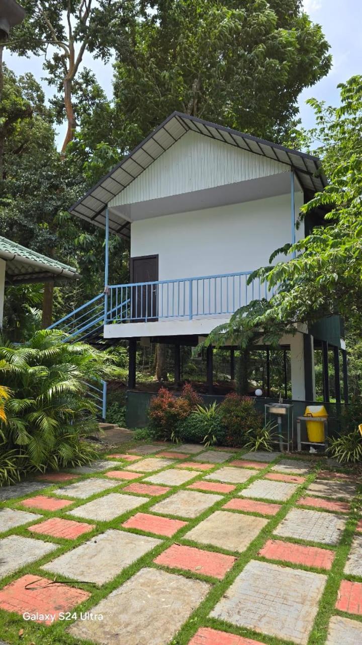 Green Aura Private Villas Szultán Bathery Kültér fotó